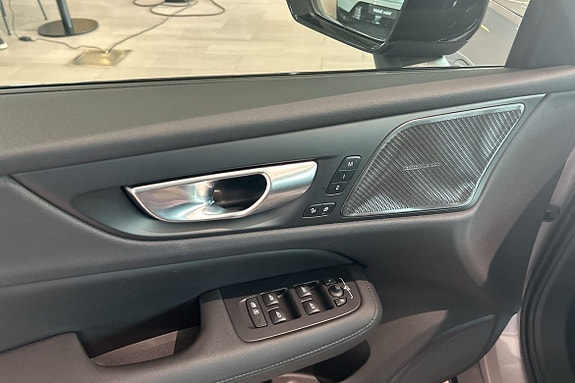 Volvo V60 21 of 30
