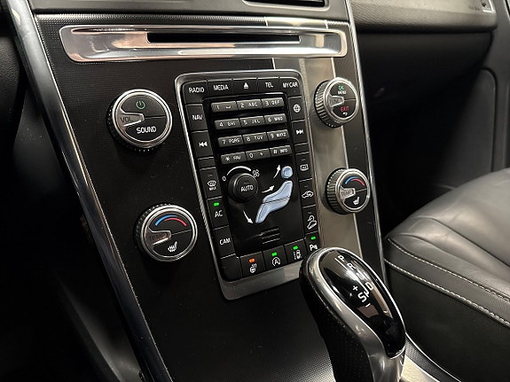 Volvo XC60 16 of 26