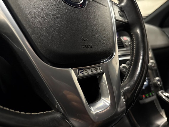 Volvo XC60 13 of 26