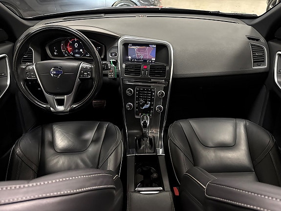 Volvo XC60 9 of 26