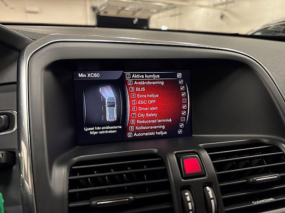 Volvo XC60 18 of 26