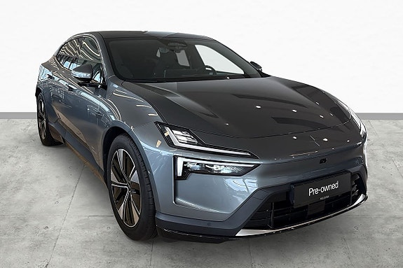 Polestar 4 3 of 30