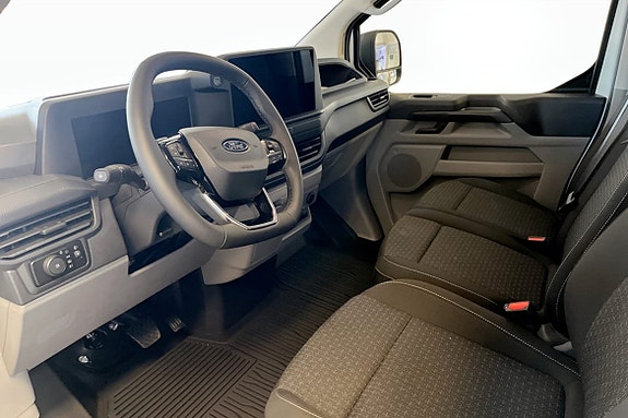 Ford Transit Custom 7 of 14