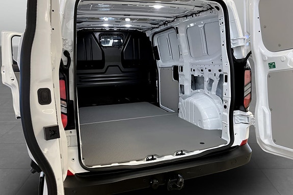 Ford Transit Custom 14 of 14