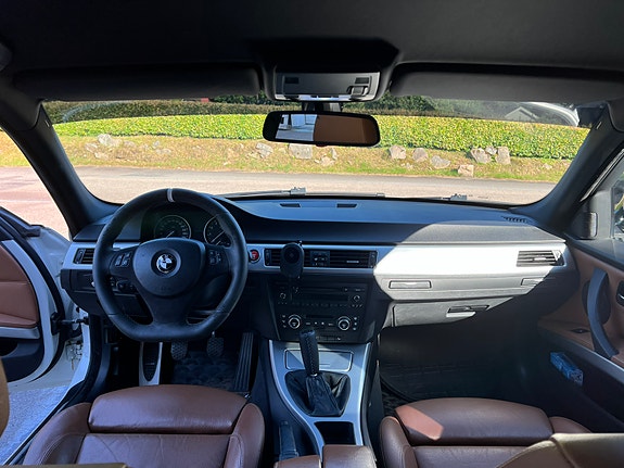 BMW 335i 4 of 4