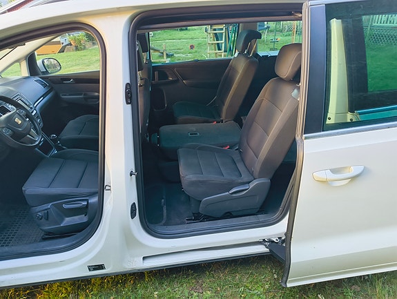 Seat Alhambra 7 of 23