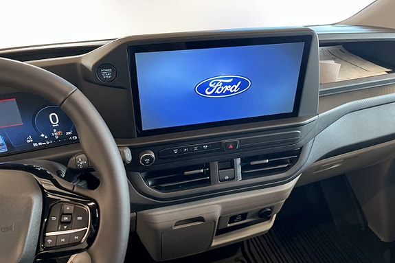 Ford Transit Custom 10 of 14