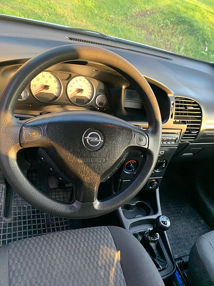 Opel Zafira 9 of 10