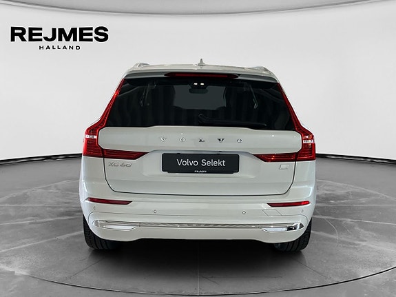 Volvo XC60 8 of 15