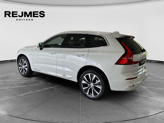 Volvo XC60 3 of 15