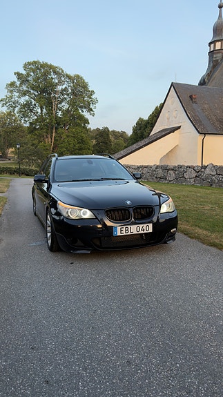 BMW 520d 2 of 7