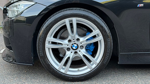 BMW 318d 21 of 24