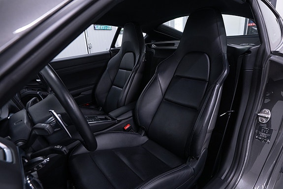 Porsche Cayman S 13 of 20