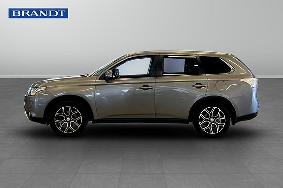 Mitsubishi Outlander 6 of 12