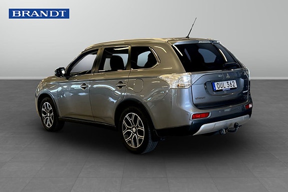Mitsubishi Outlander 3 of 12