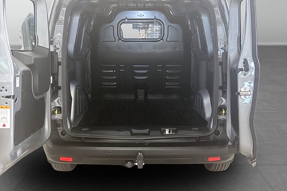 Ford Transit Courier 7 of 7