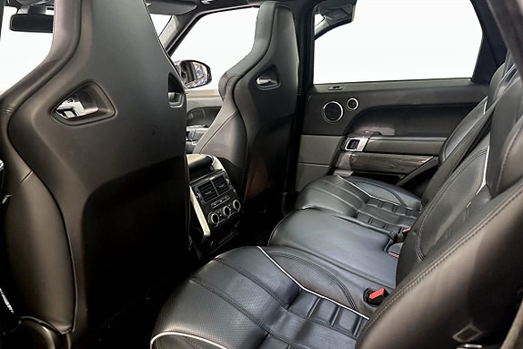 Land Rover Range Rover Sport 14 of 22