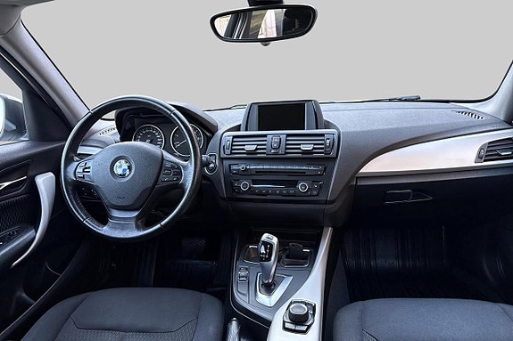 BMW 118d 14 of 22