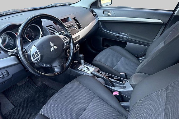 Mitsubishi Lancer 5 of 19