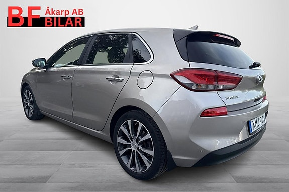Hyundai i30 8 of 24