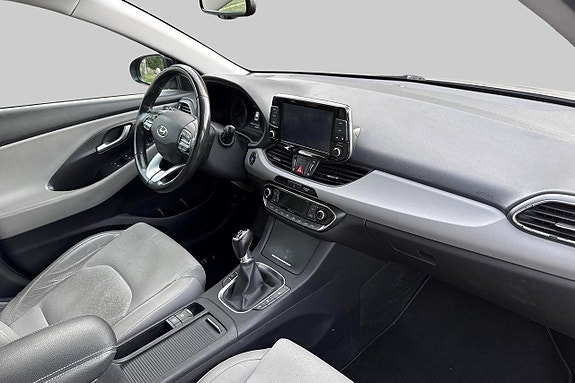 Hyundai i30 12 of 24