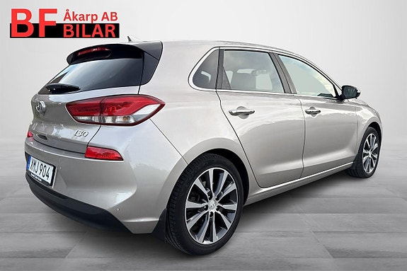 Hyundai i30 10 of 24