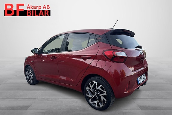 Hyundai i10 3 of 26