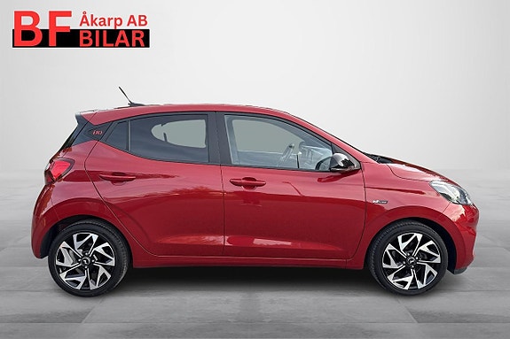 Hyundai i10 9 of 26