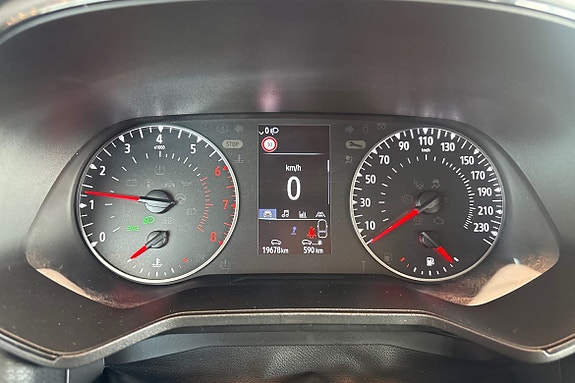 Renault Clio 16 of 21