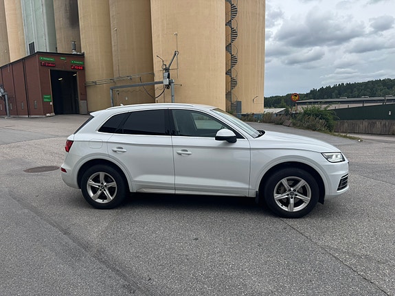 Audi Q5 13 of 16