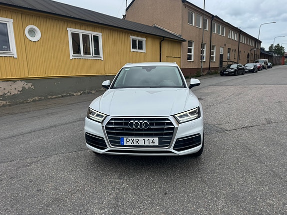Audi Q5 4 of 16
