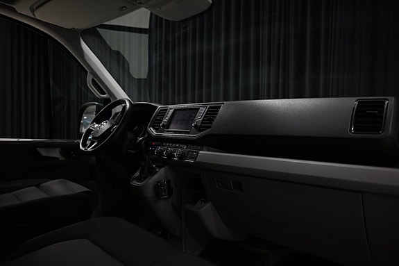 Volkswagen Crafter 25 of 26