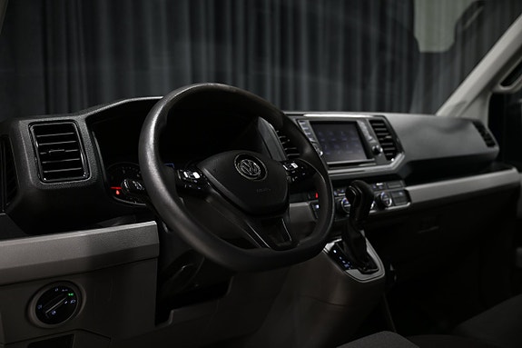 Volkswagen Crafter 11 of 26