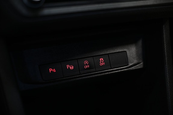 Volkswagen Caddy 26 of 30