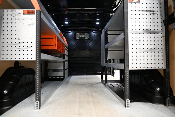 Ford Transit Custom 8 of 30