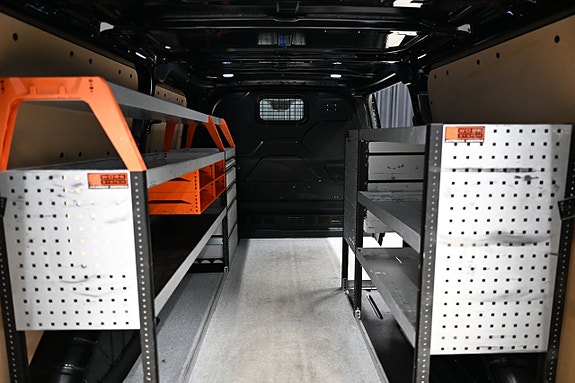 Ford Transit Custom 7 of 30