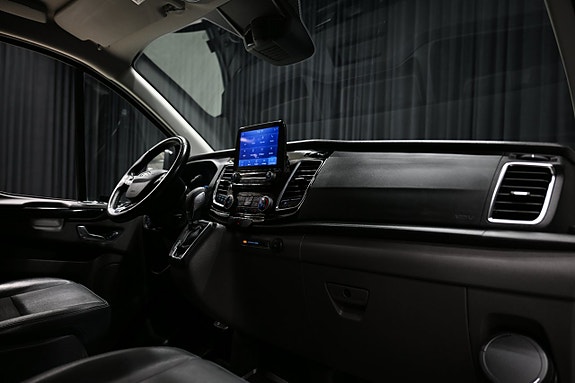 Ford Transit Custom 24 of 30