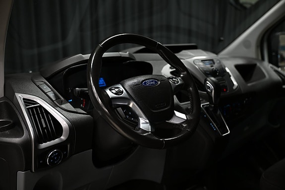 Ford Transit Custom 20 of 30