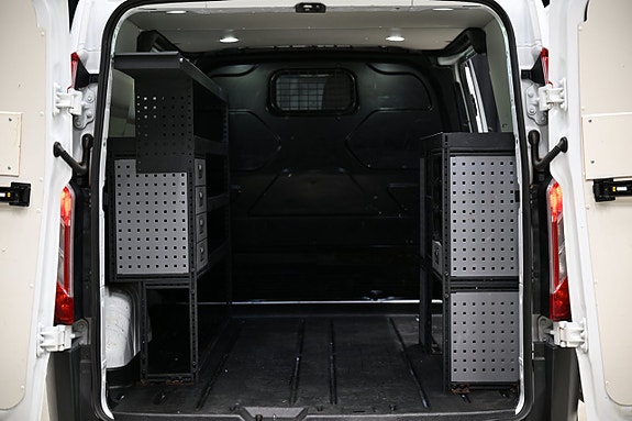 Ford Transit Custom 7 of 30