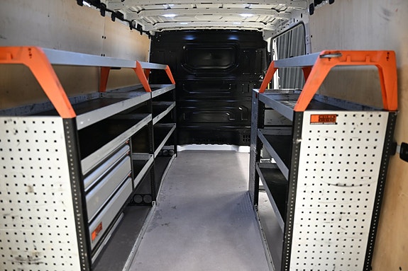 Volkswagen Crafter 7 of 30