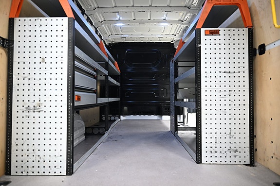 Volkswagen Crafter 9 of 30