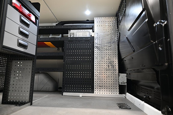 Ford Transit 11 of 30