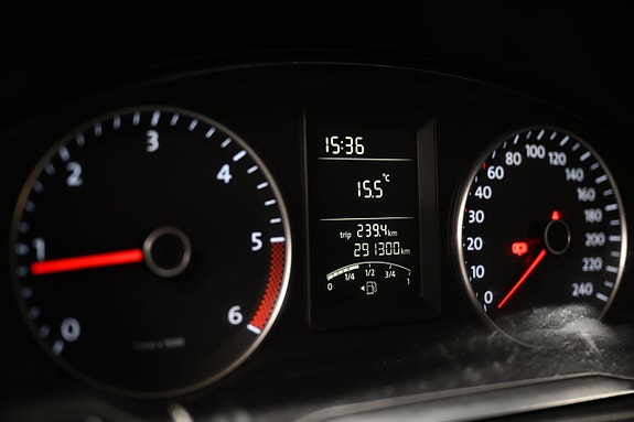 Volkswagen Transporter 12 of 21