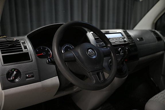 Volkswagen Transporter 11 of 21