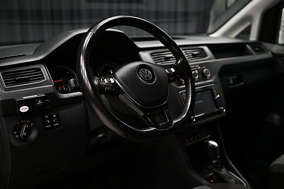 Volkswagen Caddy 21 of 30