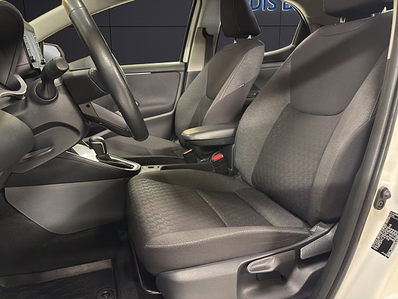 Toyota Yaris 20 of 30