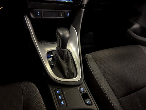 Toyota Yaris 29 of 30