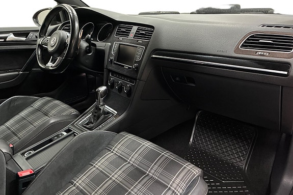 Volkswagen Golf I 14 of 28