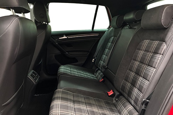 Volkswagen Golf I 13 of 28