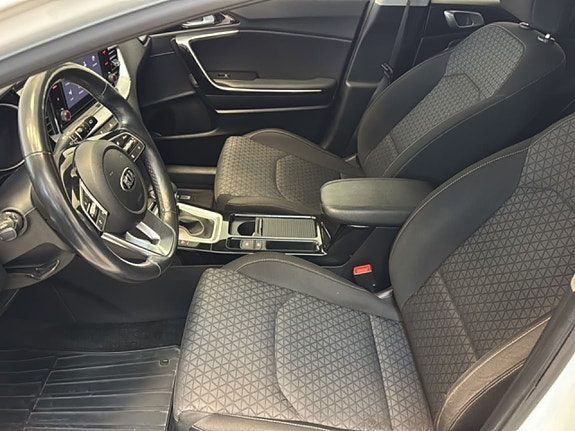Kia Ceed 8 of 20